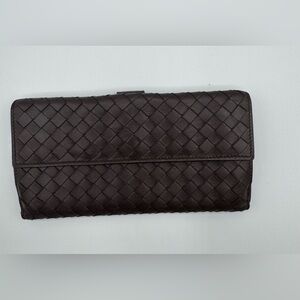Bottaga Veneta Wallet with unbranded chain for crossbody | Very Good Condition